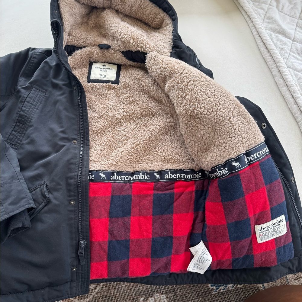 Abercrombie Kids black winter jacket size 15/16